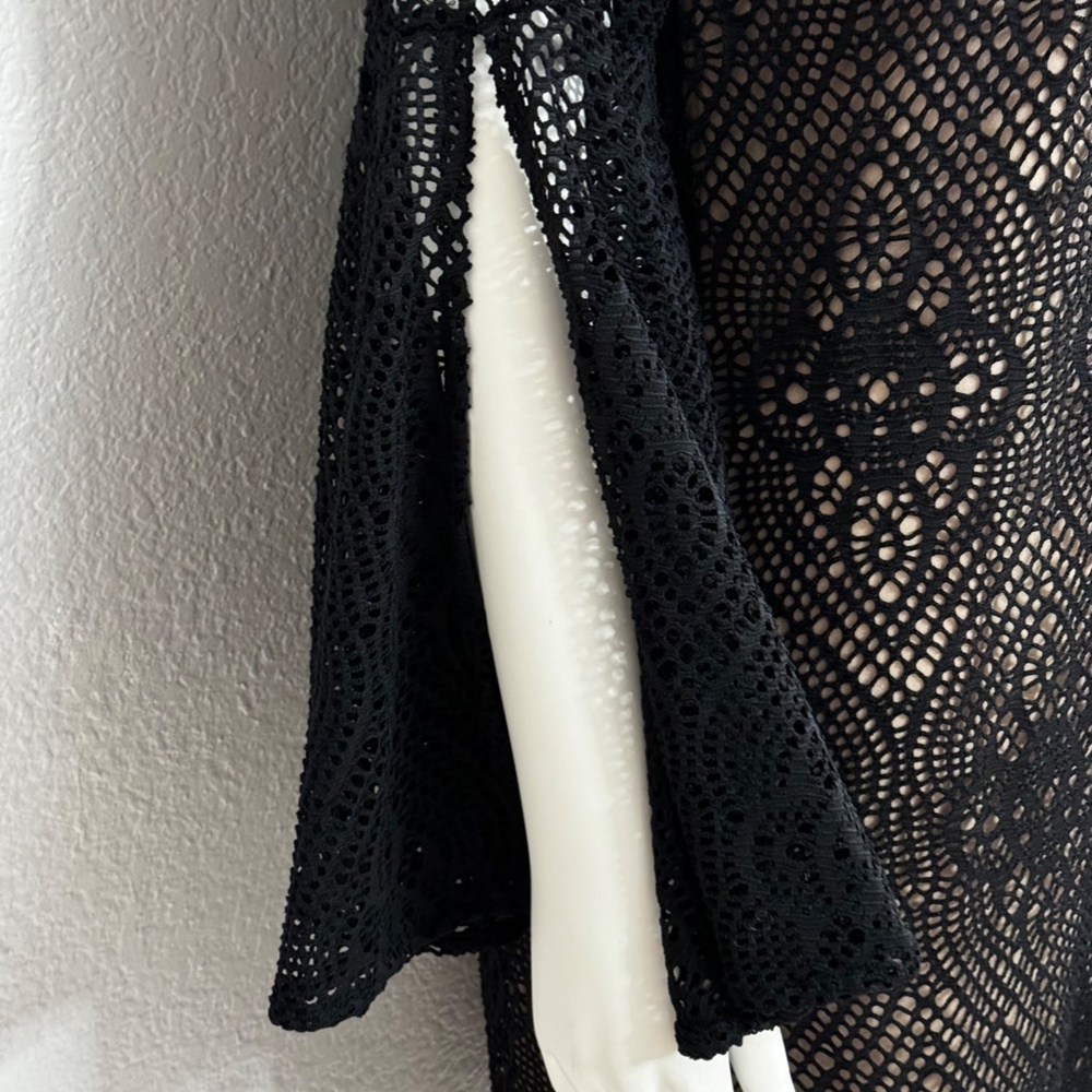 Emma & Michele Black Lined Lace Dress - Picture 4 of 10